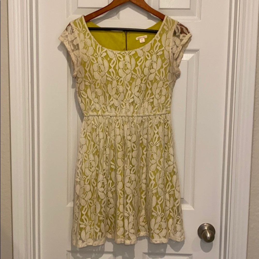 Lace dress